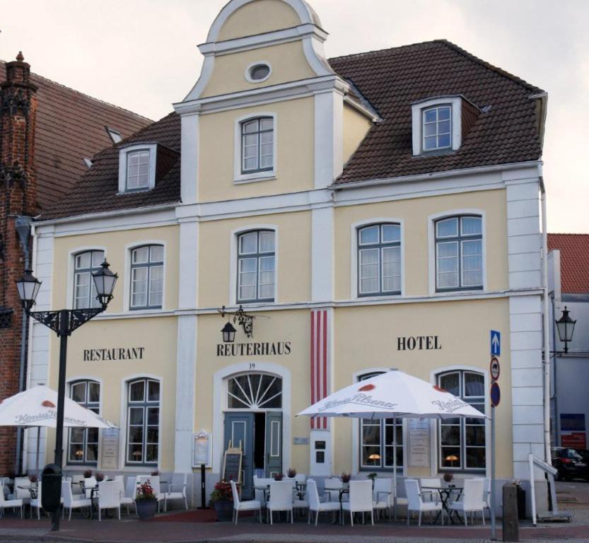 Hotel Reuterhaus Wismar Exterior photo